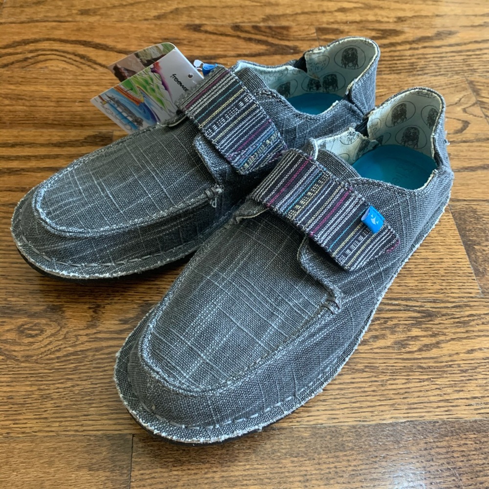 Free Waters “Velo” slip on sandal, size 9, NWT